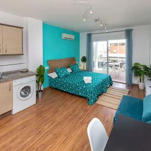 Paradise By The Sea Loft Apartment Málaga